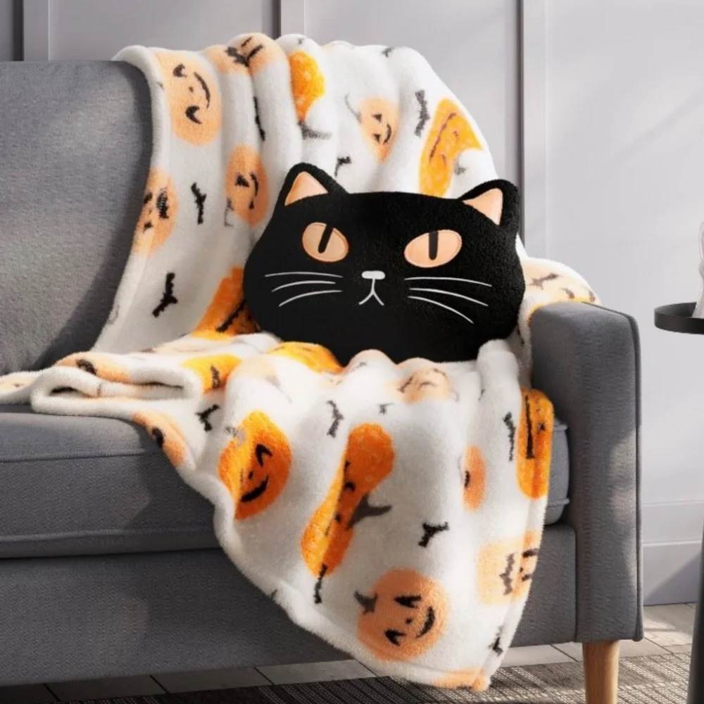 Halloween Pumpkin Plush Throw Blanket - Hyde & EEK!